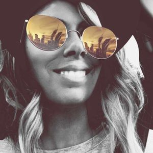 Meet your Posher, Brooke